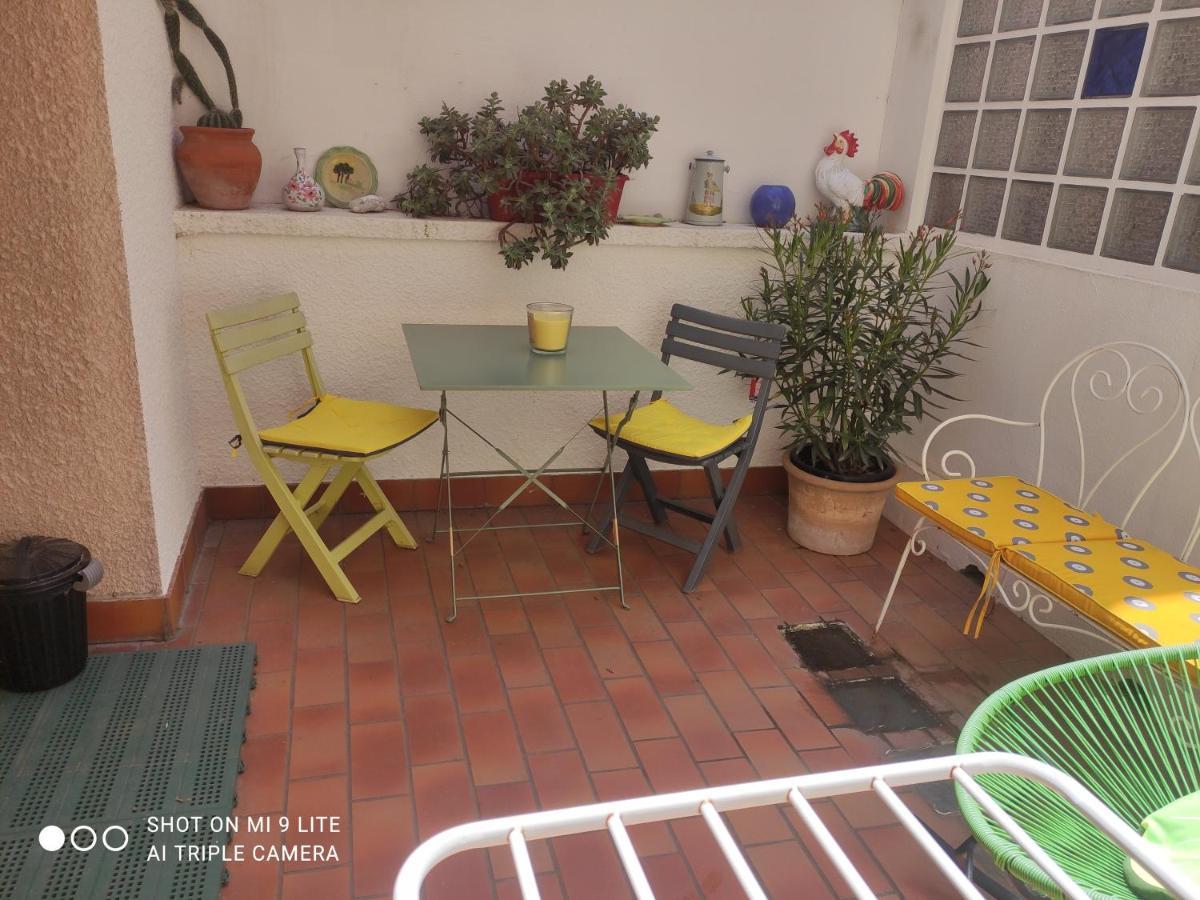 Grande Chambre Avec Garage Dans Quartier Historique Perpiñán Exterior foto